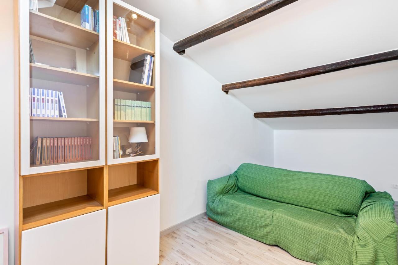 Liberta Frame Apartment With Terrace And Etna View คาตาเนีย ภายนอก รูปภาพ