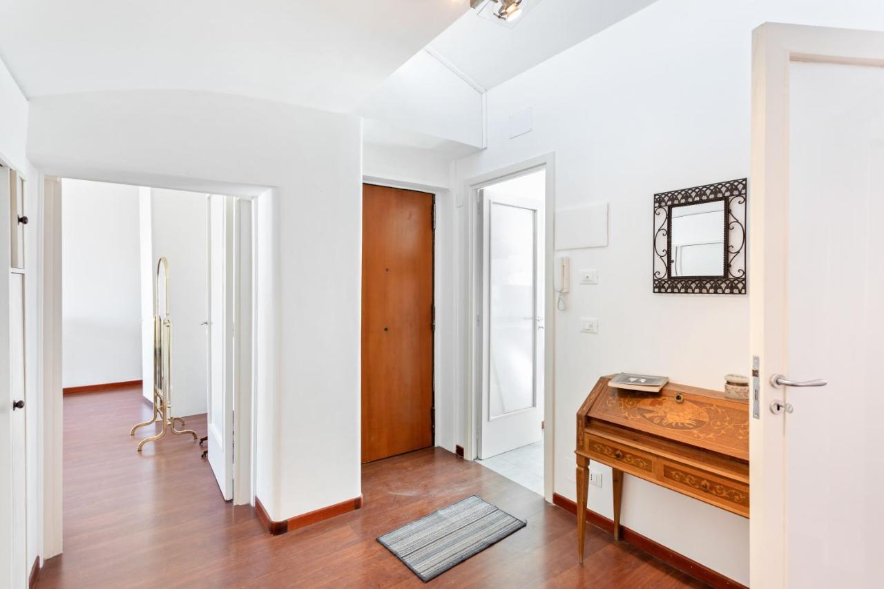 Liberta Frame Apartment With Terrace And Etna View คาตาเนีย ภายนอก รูปภาพ