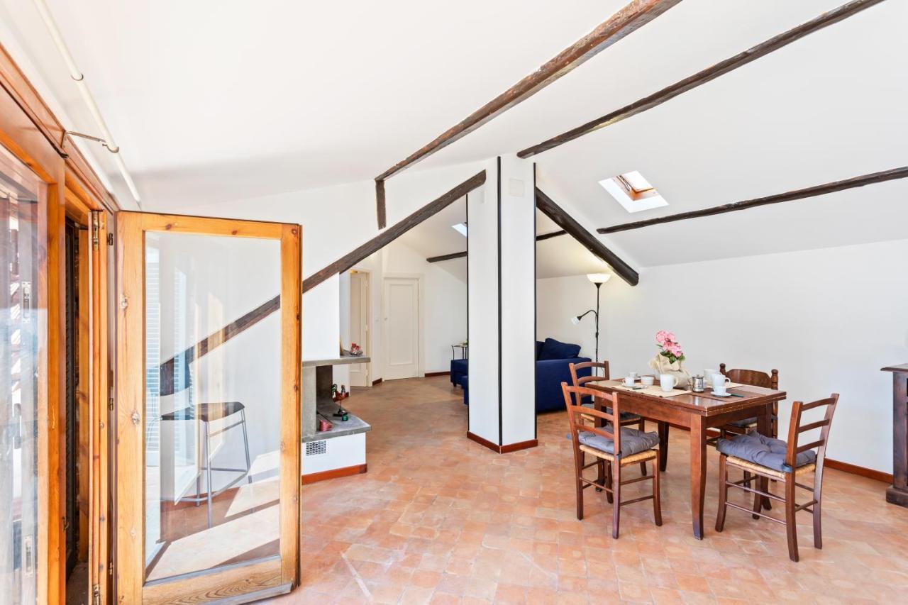 Liberta Frame Apartment With Terrace And Etna View คาตาเนีย ภายนอก รูปภาพ